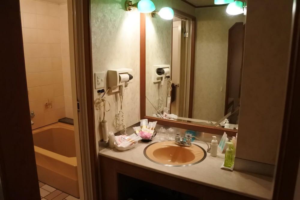 Hotel Dressy (Adults Only) Himeji Zewnętrze zdjęcie